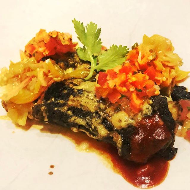 Collaboration of Mexican Isaan is proved to be delicious. This one is Enchilada stuffed with braised beef and oxtail stewed in Cassia curry! Sounds crazy but it&rsquo;s brilliant! @100mahaseth @8020bkk @ositobkk