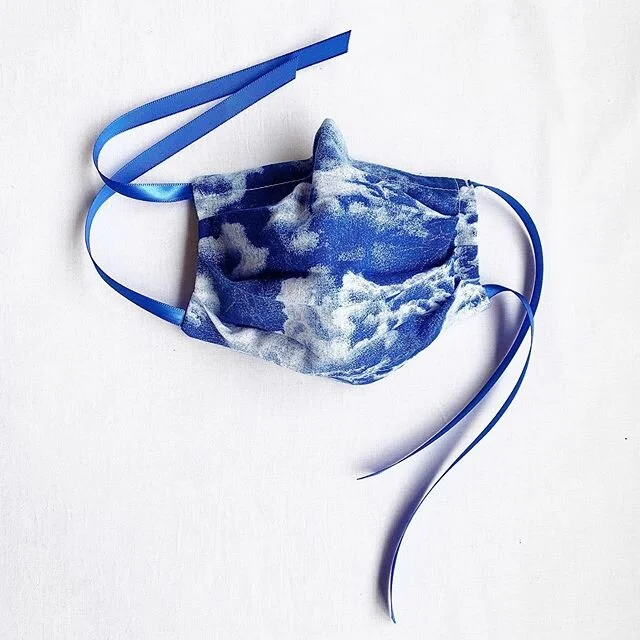 New fabrics that are in stock 🖤✨ ✖️Washable and reusable ✖️100% two layers of cotton fabric
✖️Wired nose
✖️Ribbon strands/ elastic to tie around your ears
✖️Side slits for filters (comes with coffee filters)
✖️Handwash

They're $14 each plus a flat 