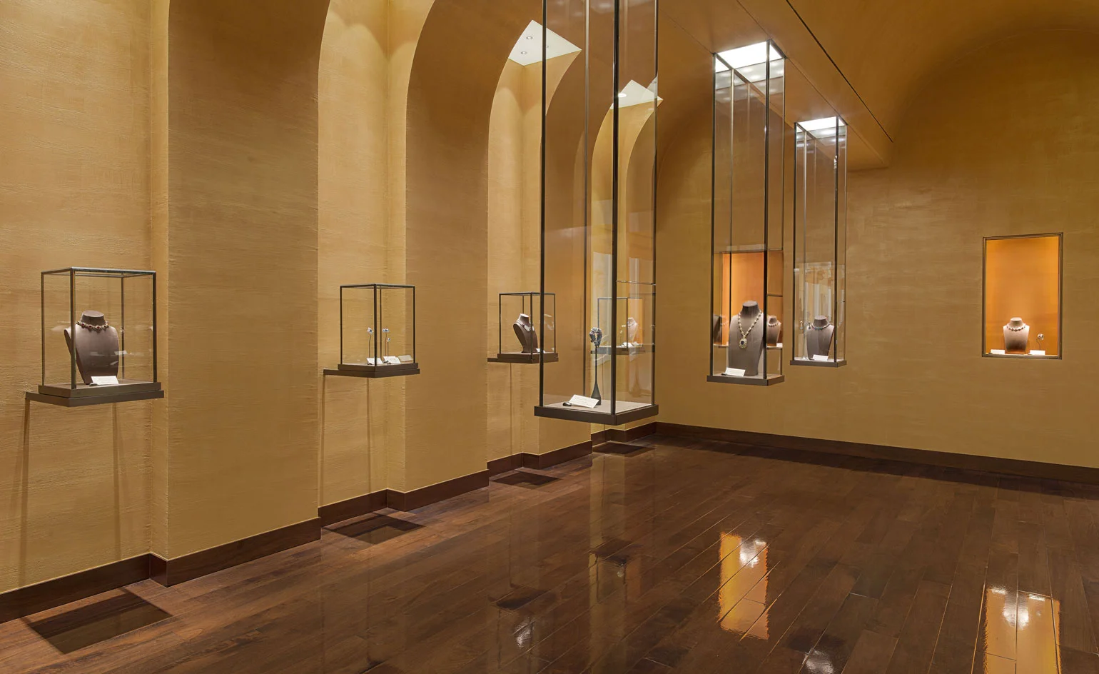 Bulgari opens a Rome gallery dedicated to the jewels that shaped its legacy