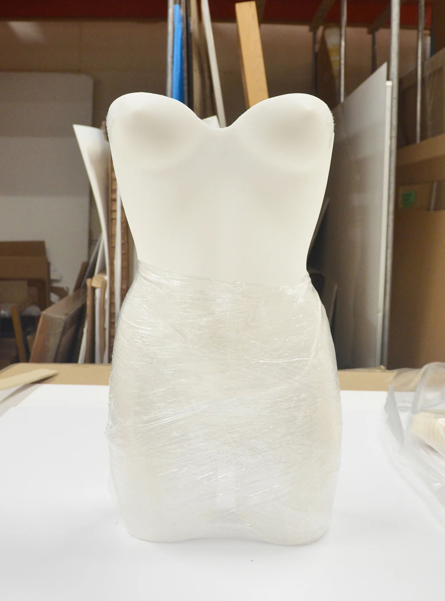 mannequin.jpg