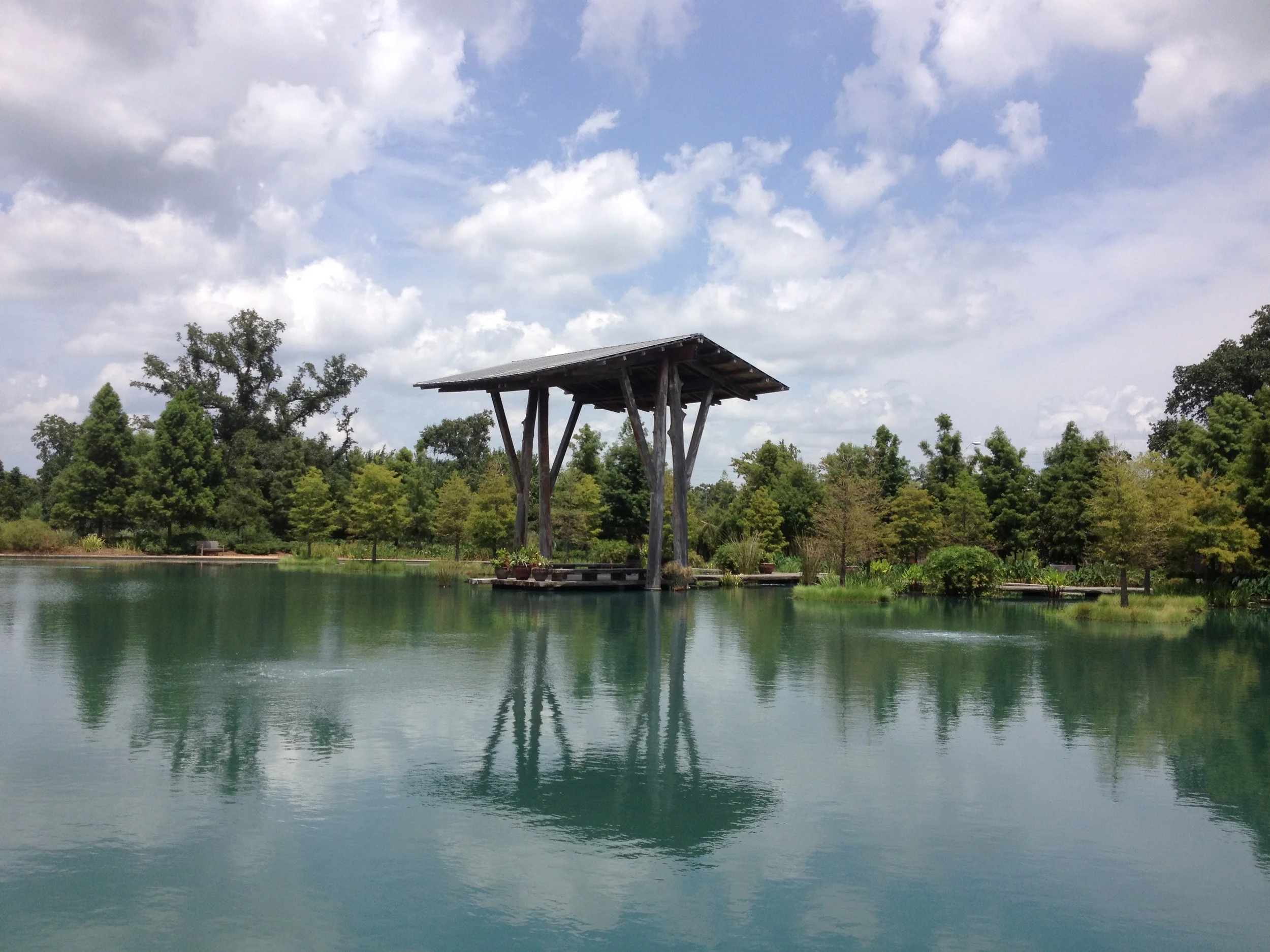 Visit the majestic gardens of Shangri La