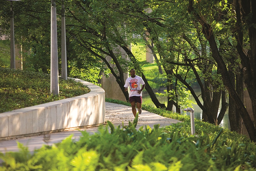 Buffalo Bayou Walk 0562.jpg