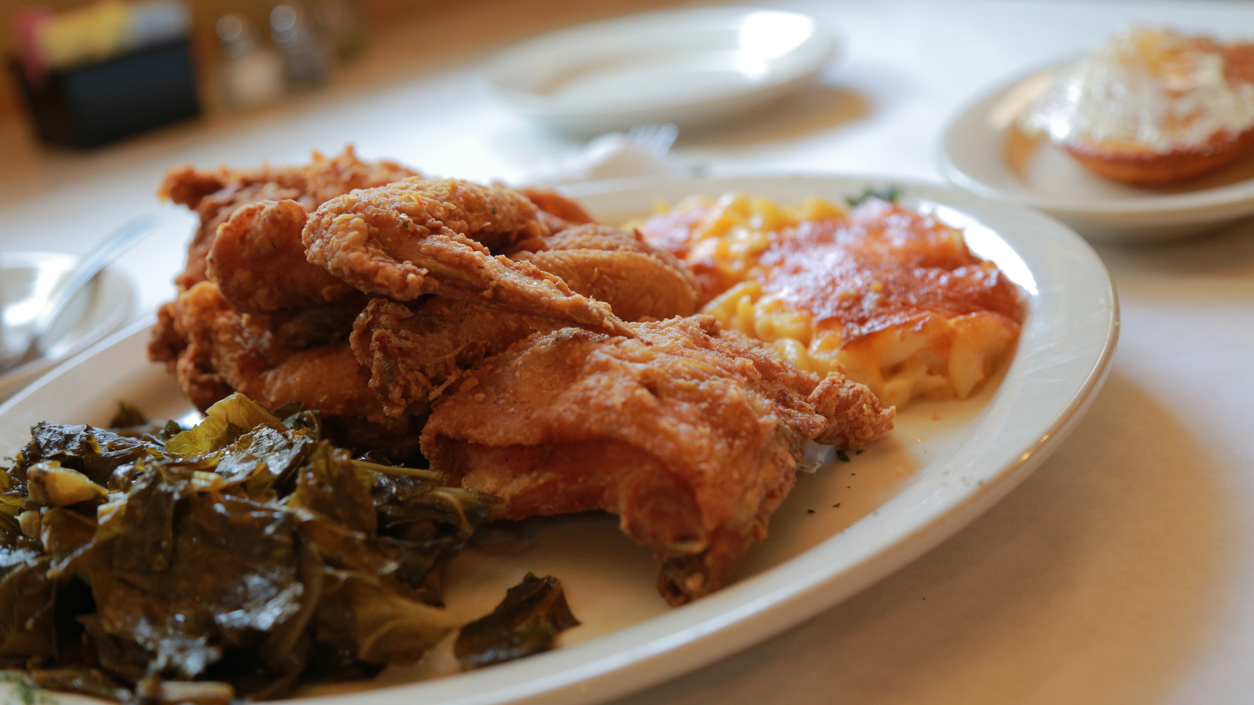  Pearl's Place: Fried Chicken Dinner 