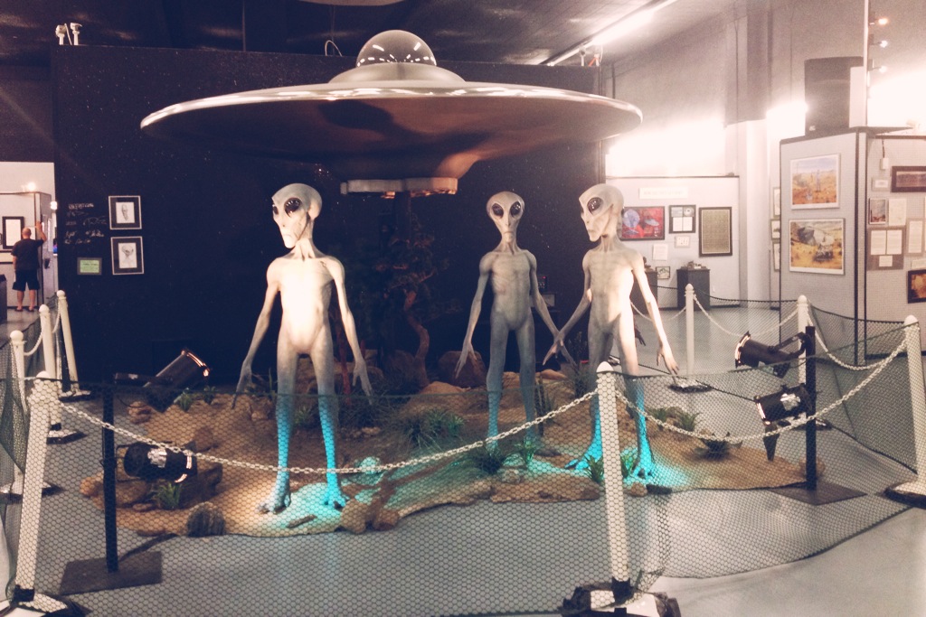 Roswell-Aliens.jpeg