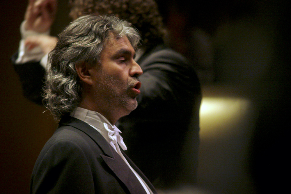  Andrea Bocelli 