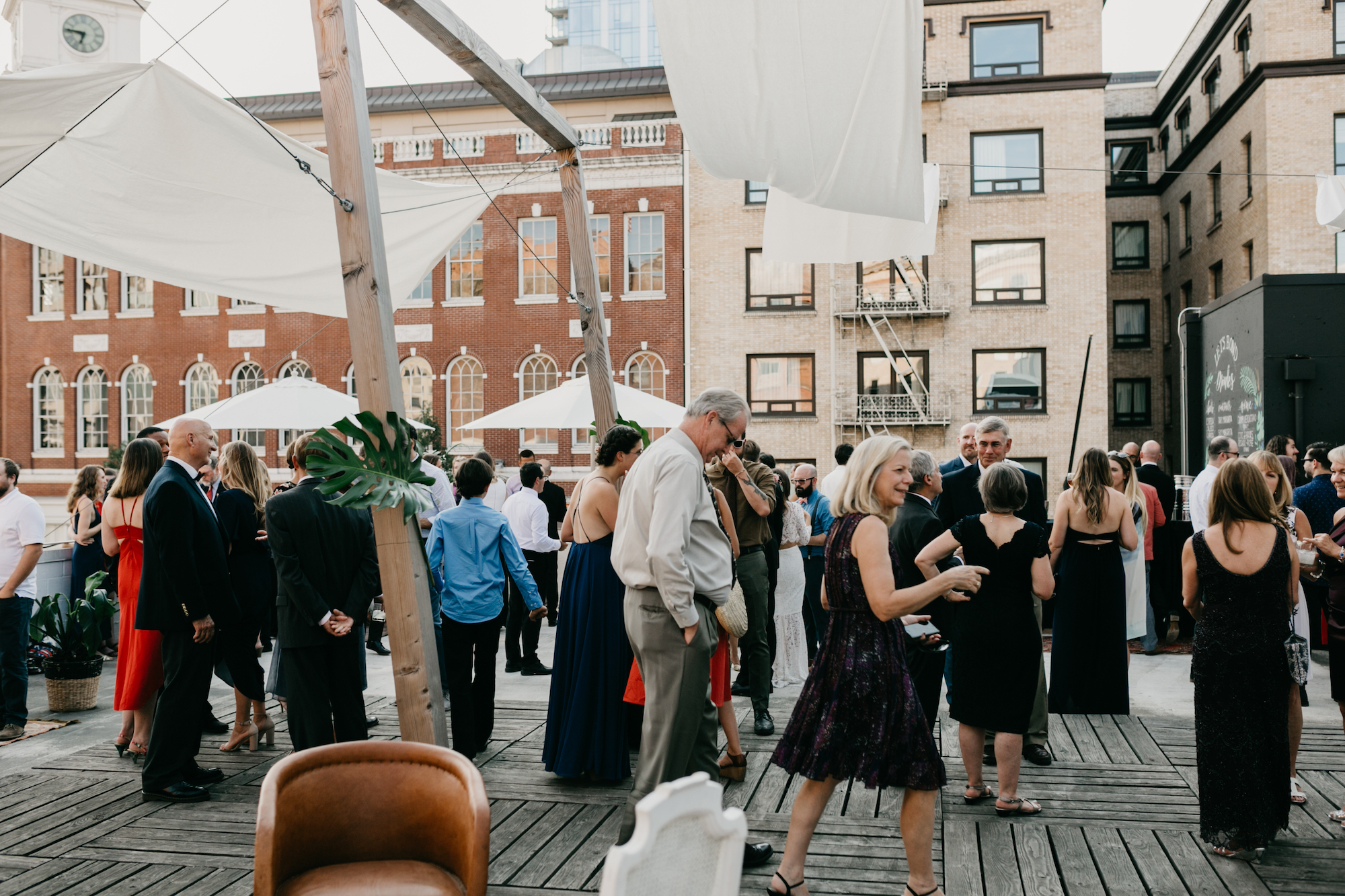 rooftop-portland-wedding-photographer0686.jpg