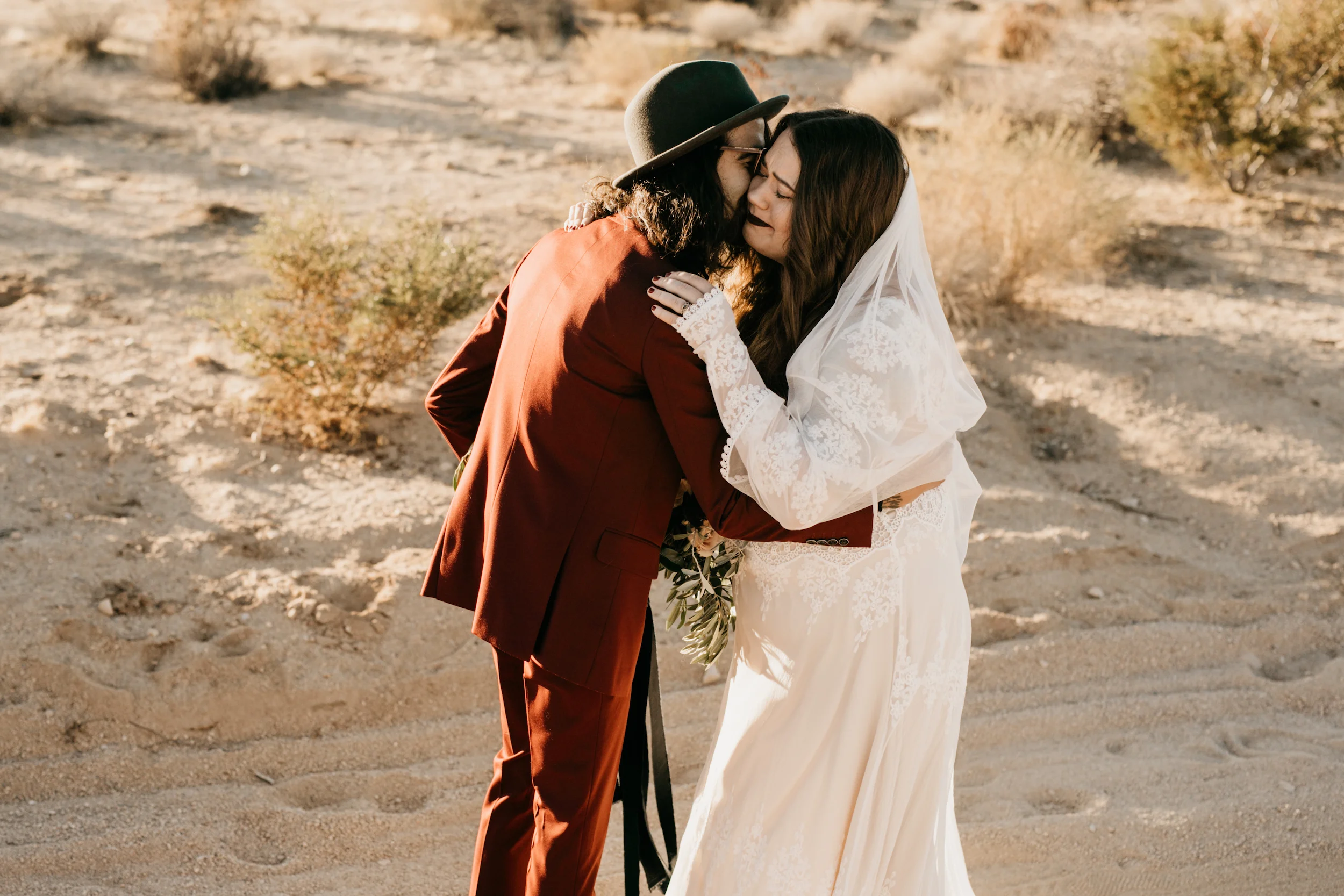 joshua-tree-elopement-photographer070.jpg