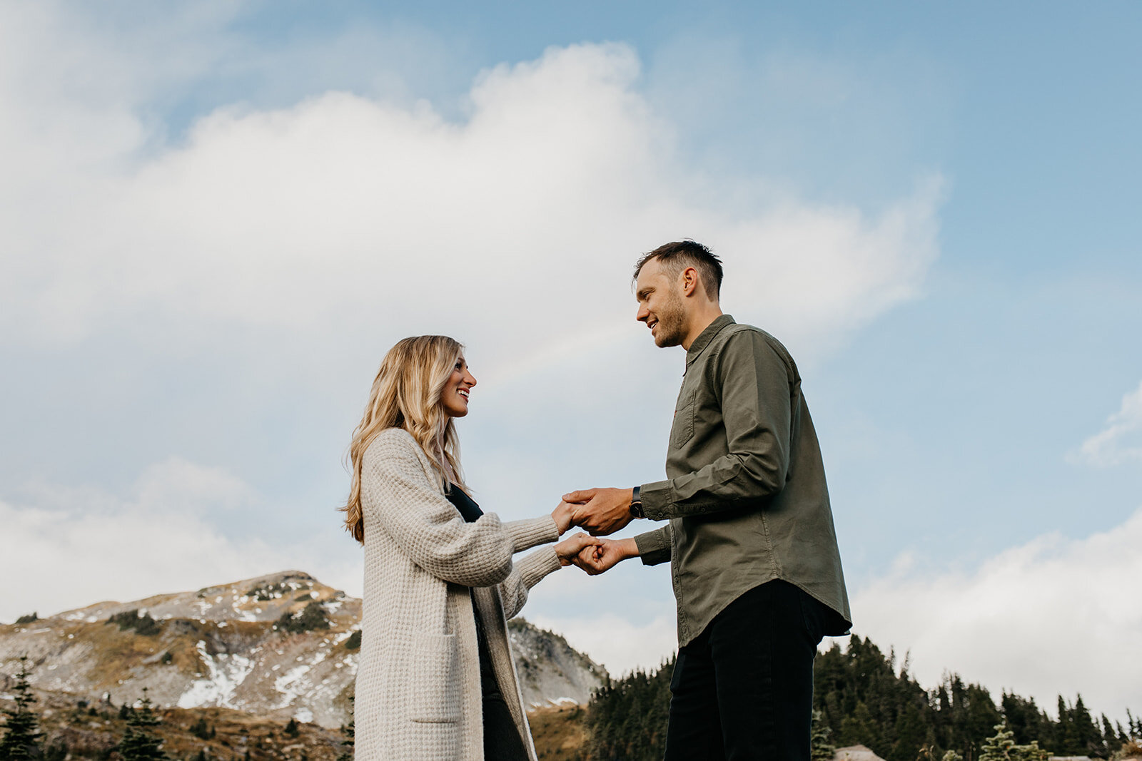 portland-engagement-wedding-photographers-mount-rainier-engagement080.jpg