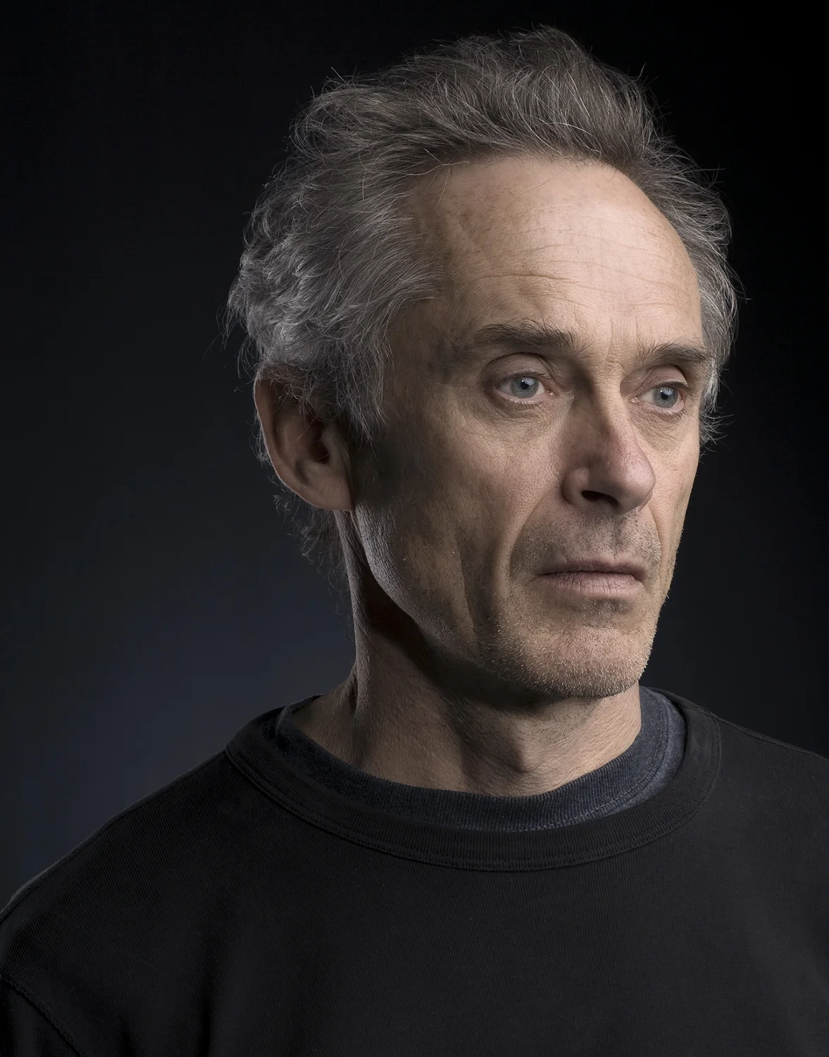 tom-black-v3.jpg