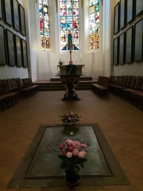 Bach's tomb in the central choir chapel of St. Thomas Kirche