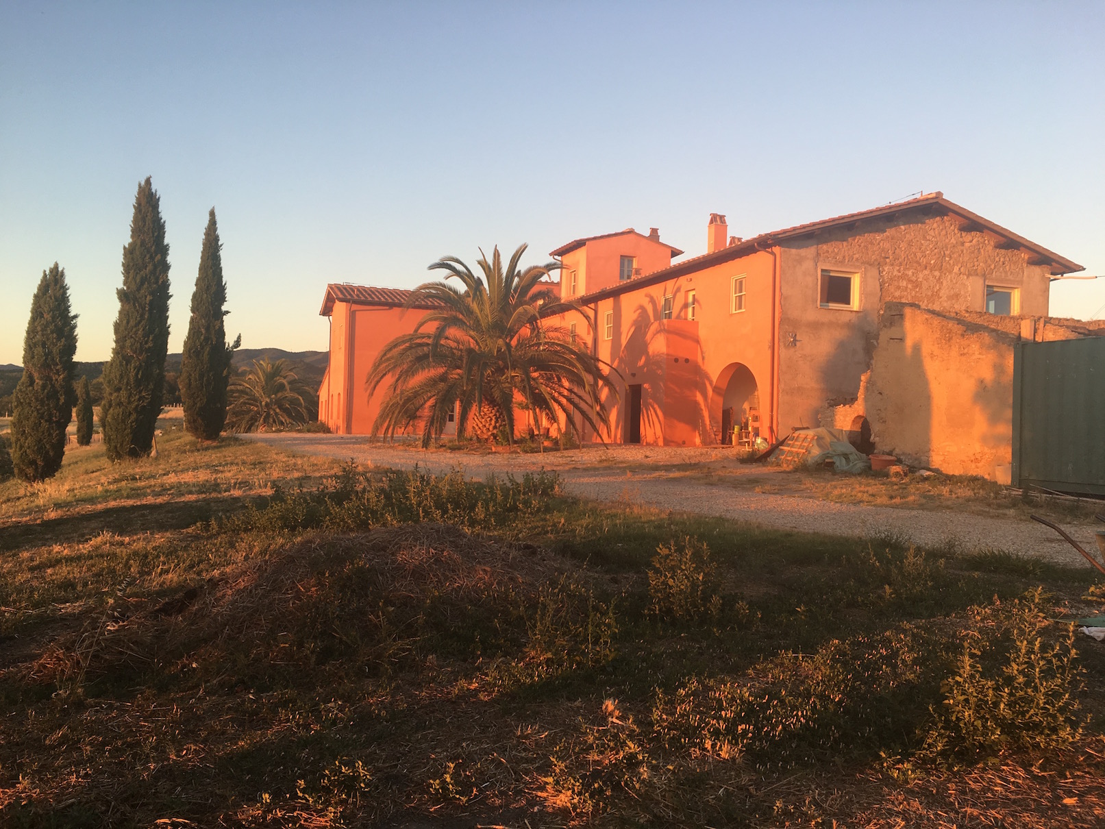 Here's the farm house at sunset. It was an idyllic environment, with views of the Mediterranean and Tuscan wheat fields and vineyards.