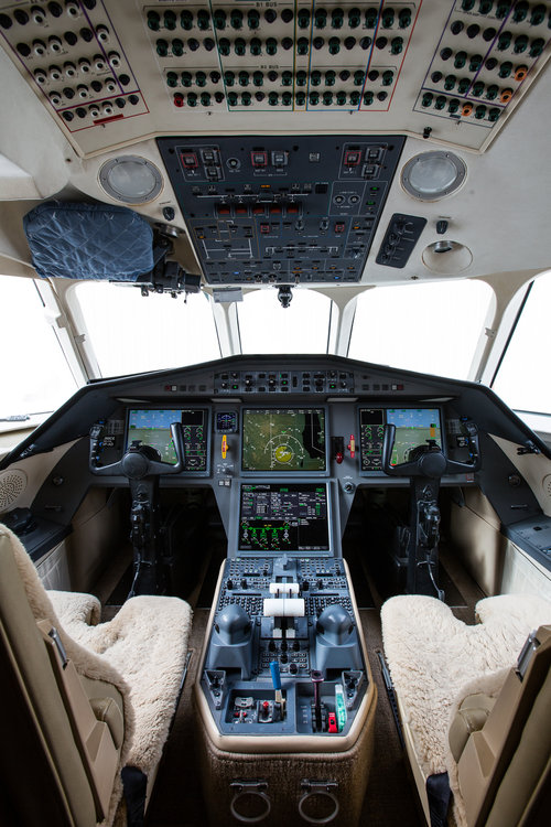 Cerretani_falcon_N888CE_Interior_LR_+(27+of+32).jpg