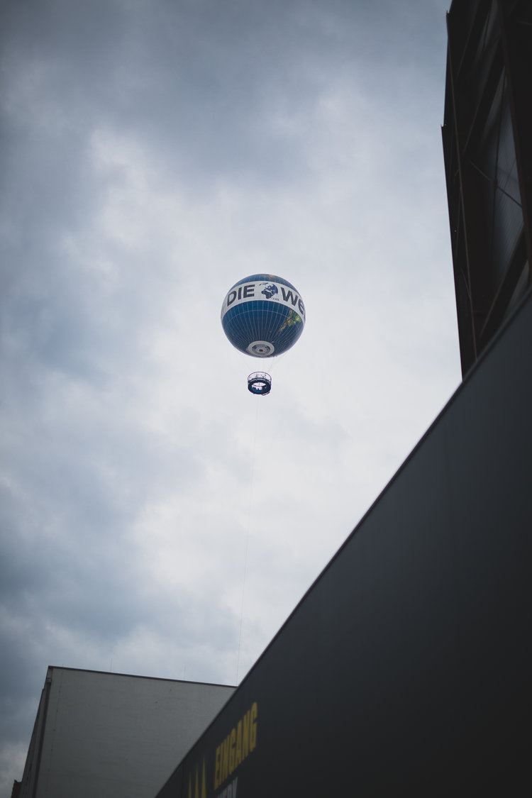 jimmy_bowron_photography_berlin_german_balloon.jpg