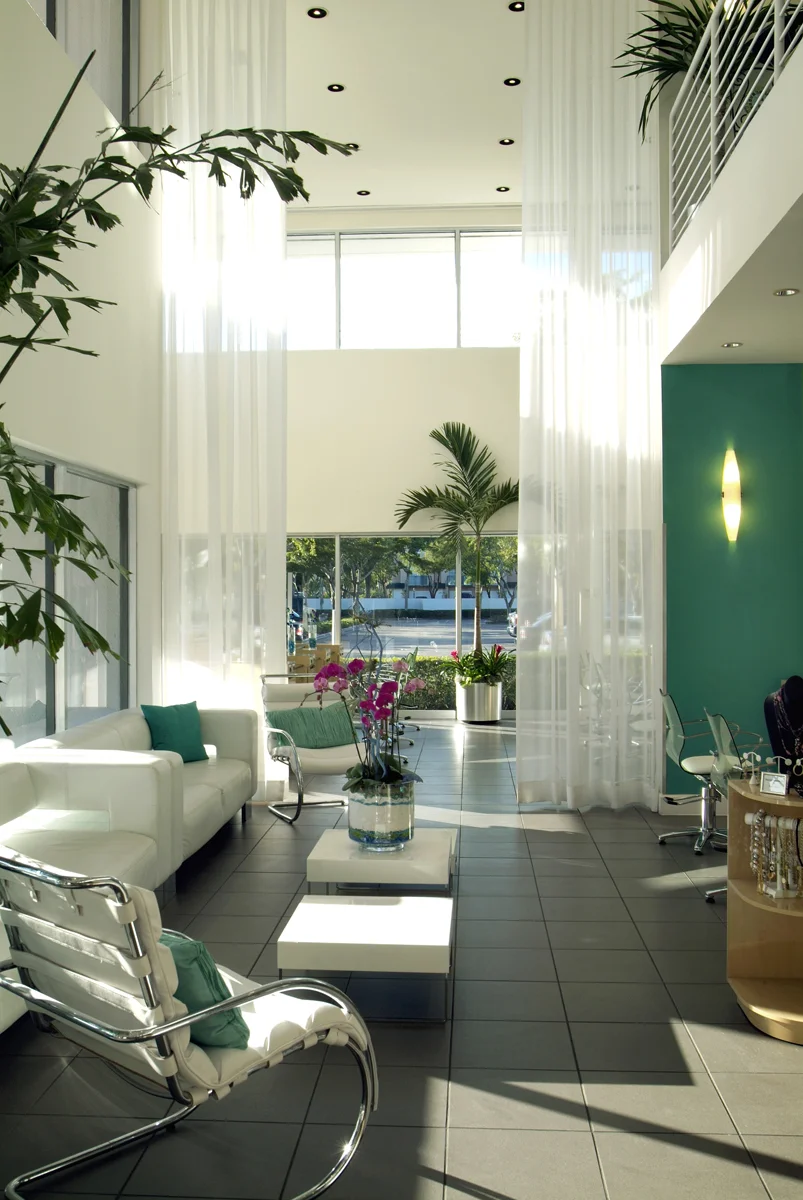 Salon Oasis-5.jpg