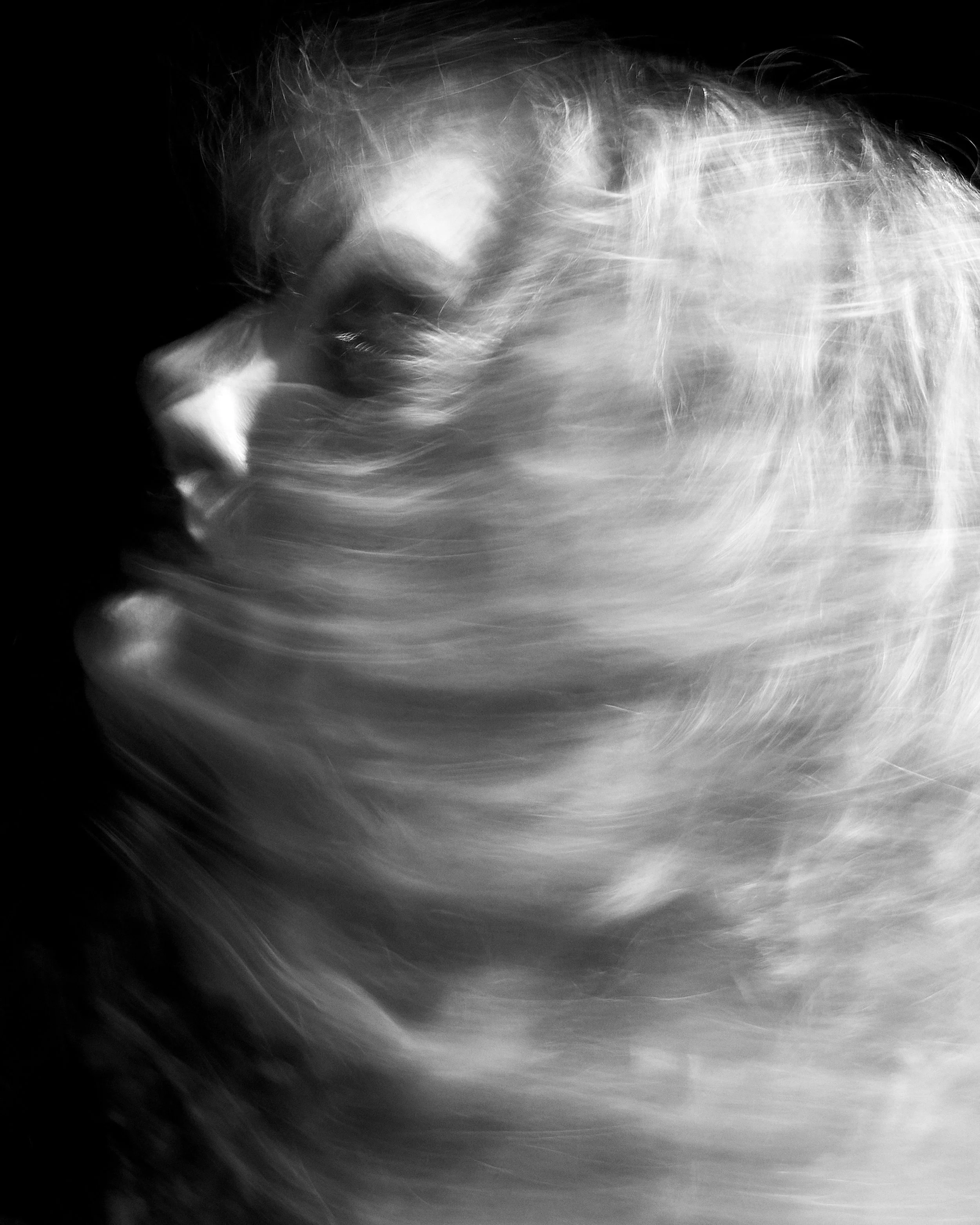 Crop_BW_TighterLightsCameraAction_BigHair_Collab_00504.jpg
