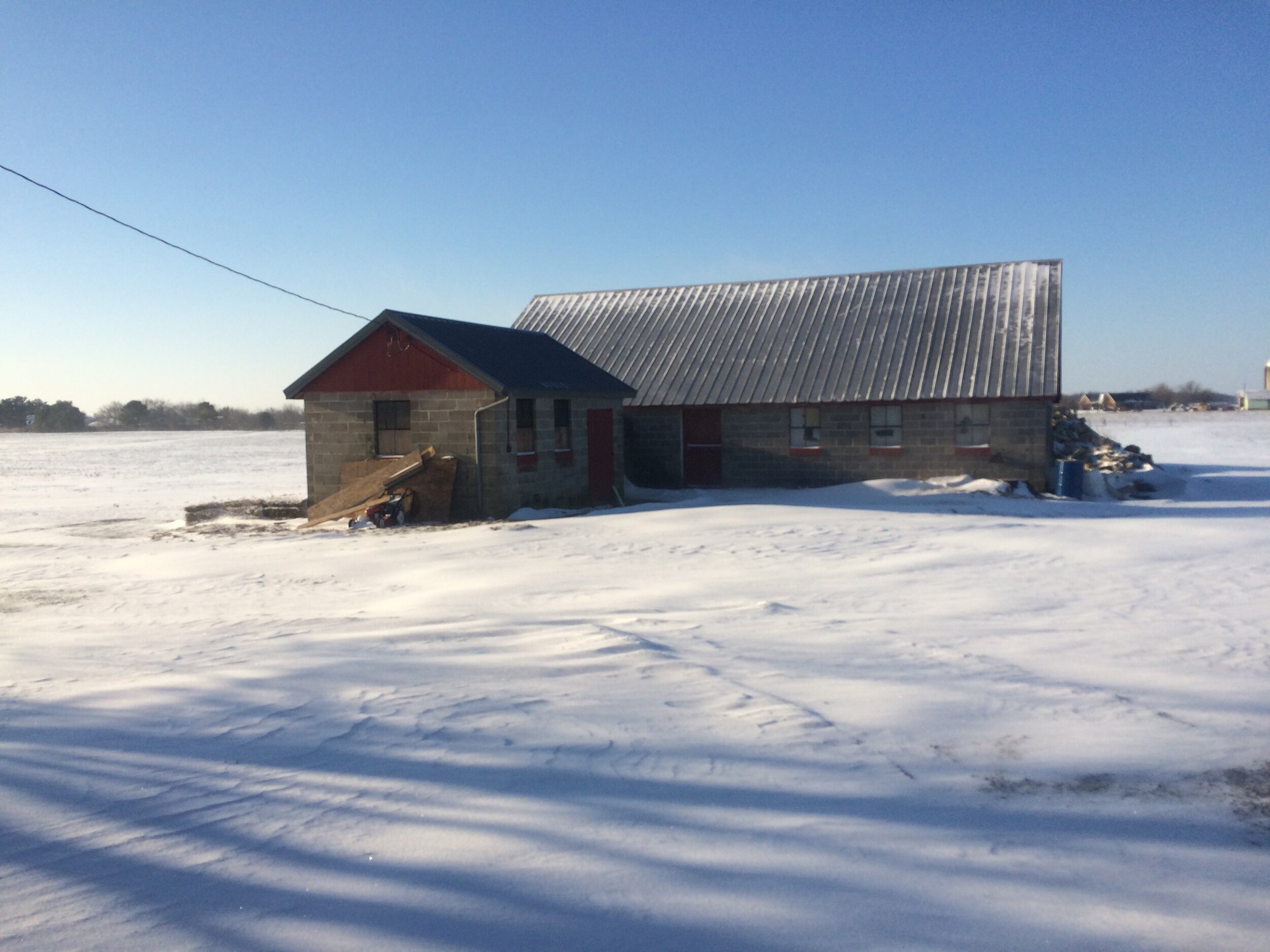 shop in snow.JPG