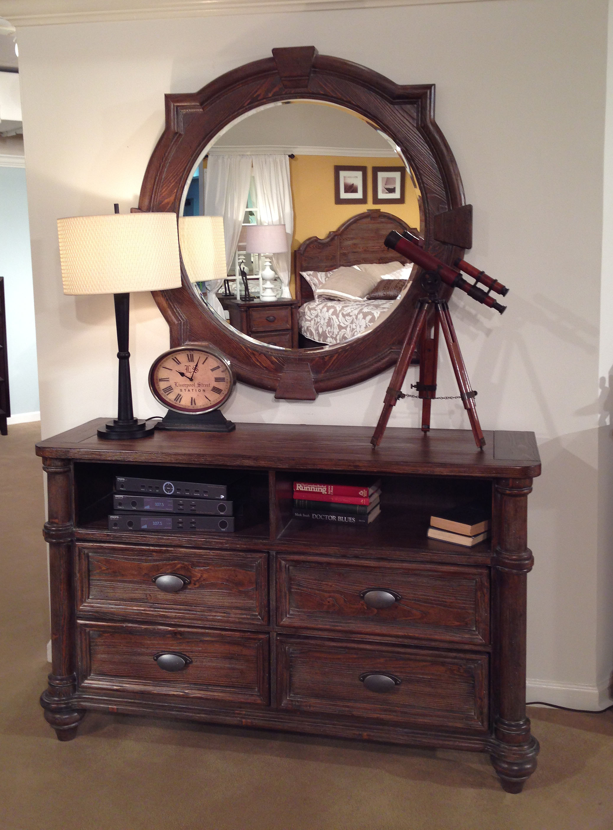 Entertainment Furniture with mirror