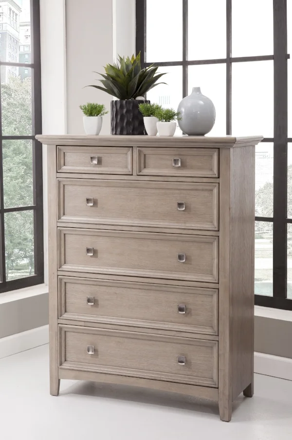 Six drawer chest