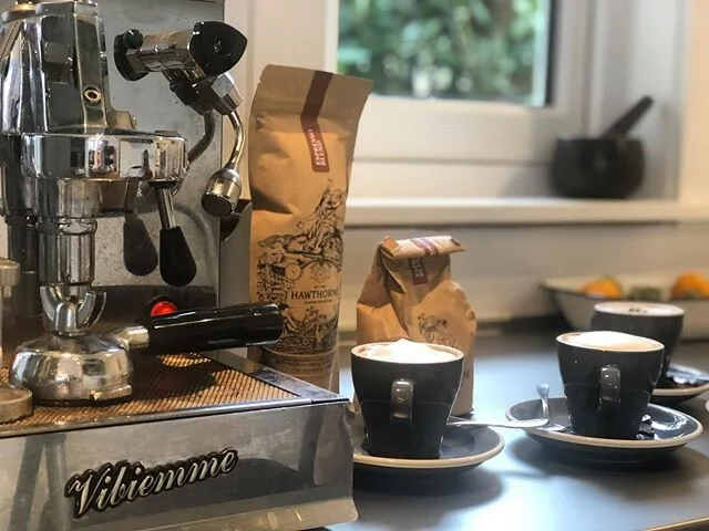 Keep reading about the importance of gratitude at this time... I have a LOT of gratitude for this machine &amp; Hawthorne coffee 🙏😋