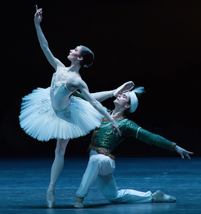 Performing La Bayadere with István Simon. Photo: Ian Whalen, courtesy of the Semperoper Ballet