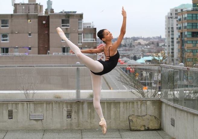 How Royal Ballet dancers prepare their pointe shoes 