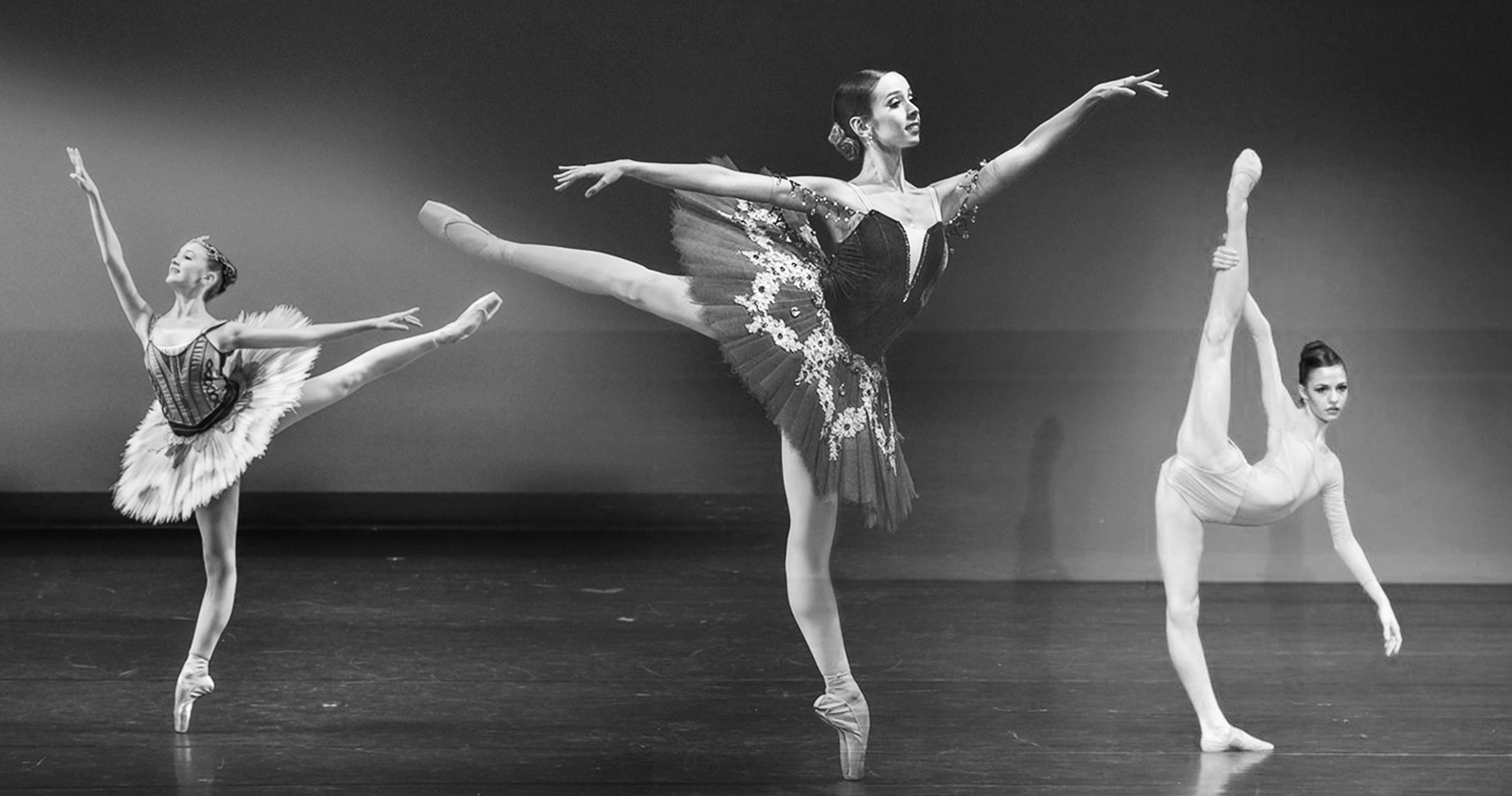 Former YAGP competitiors (including Energetiks Ambassador Makensie Henson, left)