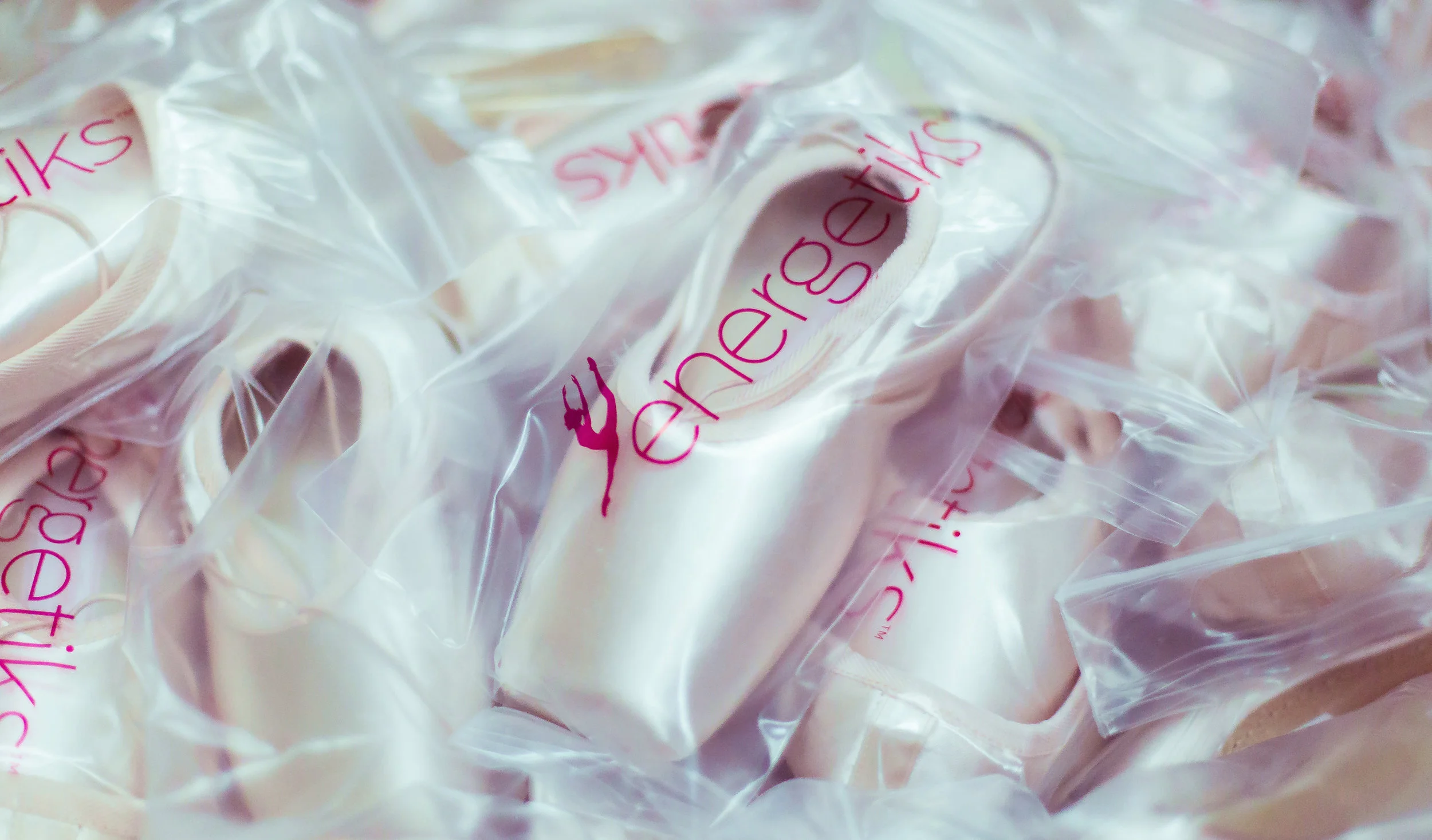 172A2214-1_Pointes_EDIT.jpg