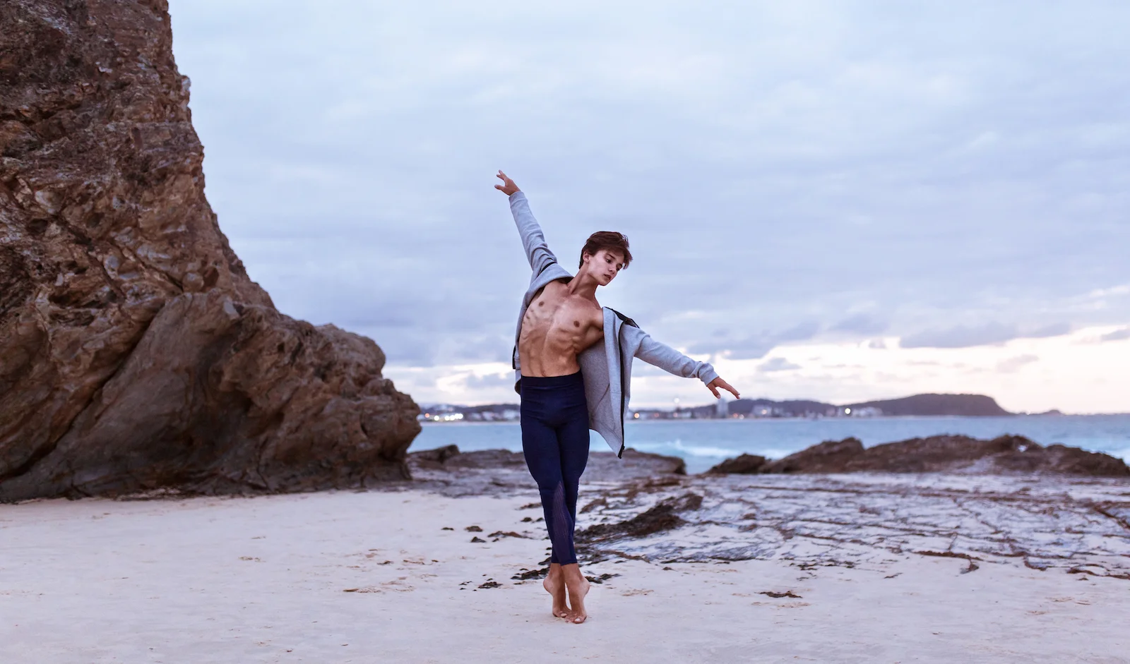 Joel wears the Energetiks Jordan Jacket and Alpha Leggings