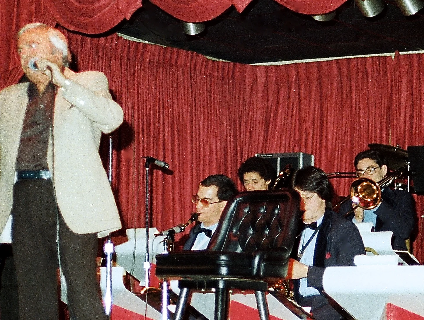 Don Cornell (1981)