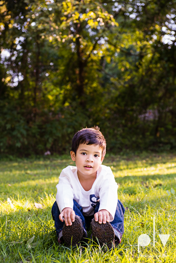 Alvarado Valdez Christmas Family Portrait Session Rose Park Mansfield boy field grass Sarah Whittaker Photo La Vie-5.JPG