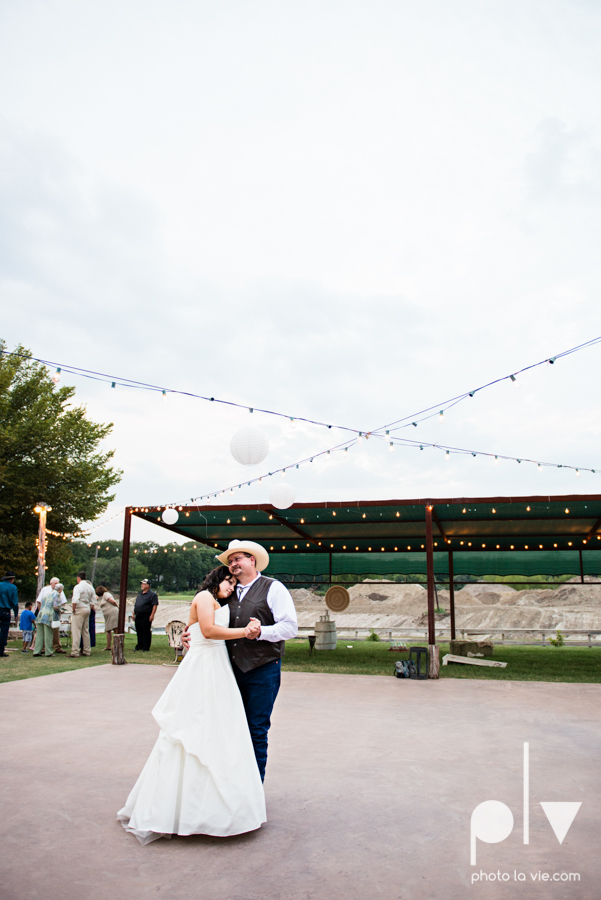 Brittany Garrett Simmons Wedding Weatherford Lucia Bitnar Foster Blue barn rustic blue dessert Sarah Whittaker Photo La Vie-50.JPG