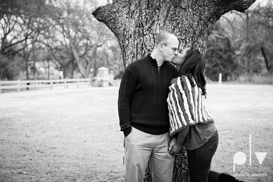 Lukens Family Mini Portrait Session December winter park walk fence log kids small Sarah Whittaker Photo La Vie-7.JPG