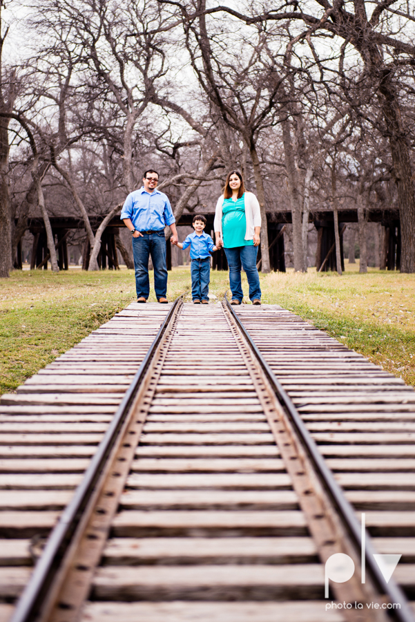 Valdez family maternity mini portrait session Fort Worth Trinity park outdoor track train spring baby brother Sarah Whittaker Photo La Vie-5.JPG