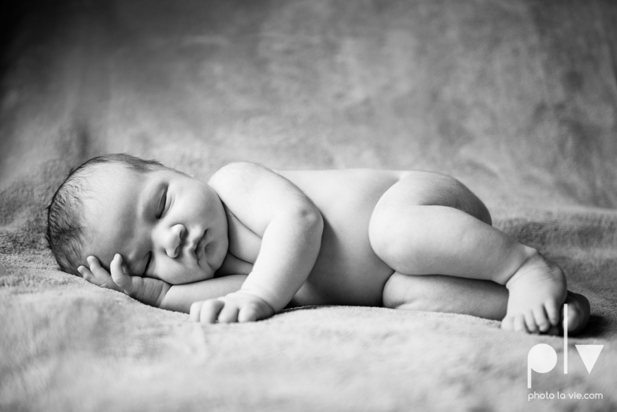 Eli Alexander newborn session portrait Carrolton home baby boy Sarah Whittaker Photo La Vie-4.JPG