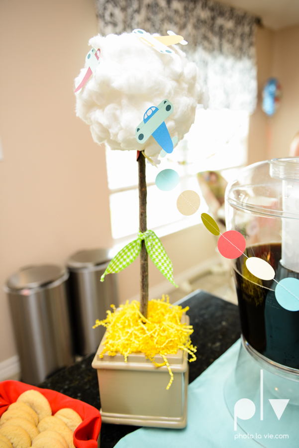 Dainty Dahlias first birthday baby boy airplane maps banners event Photo La Vie-17.JPG