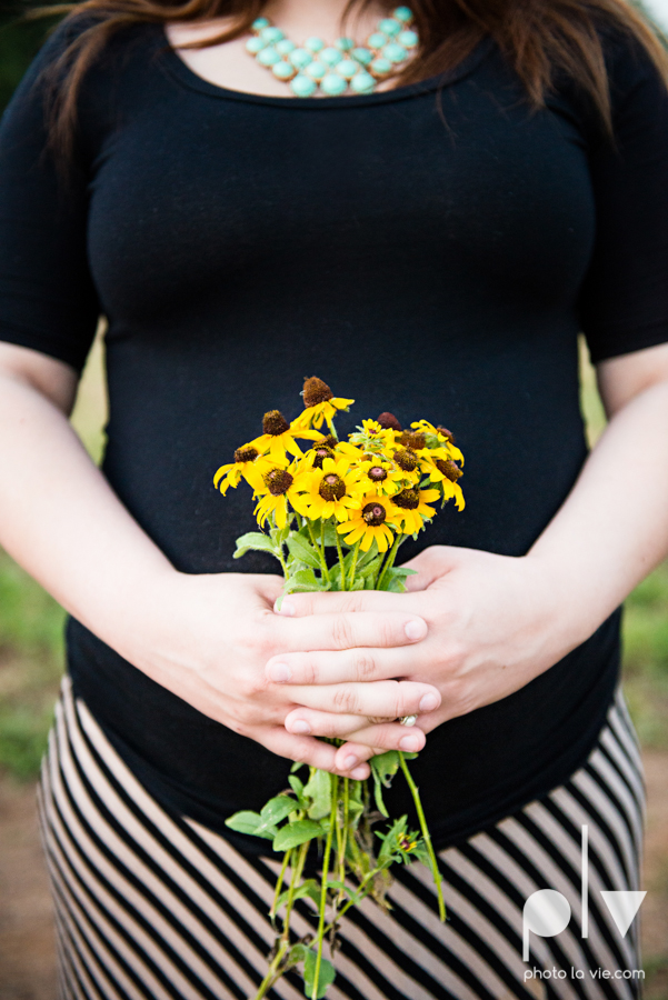 Brittany Garrett Baby Maternity couple Oliver Nature Park texas boy shoes Sarah Whittaker Photo La Vie-11.JPG