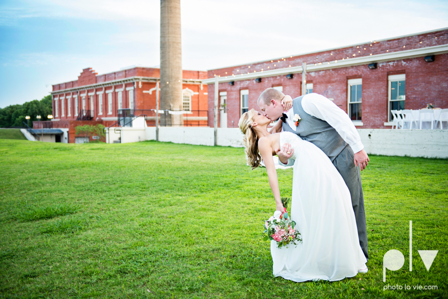 Ashley JD Wedding Filter Building Dallas summer July pink architecture Sarah Whittaker Photo La Vie-52.JPG