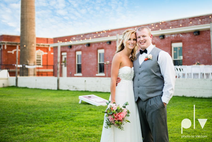 Ashley JD Wedding Filter Building Dallas summer July pink architecture Sarah Whittaker Photo La Vie-51.JPG