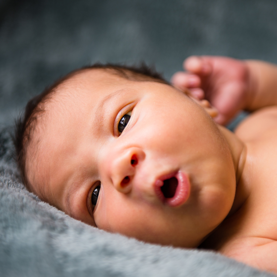 Eli Newborn Photography boy awake Photo La Vie-1.JPG