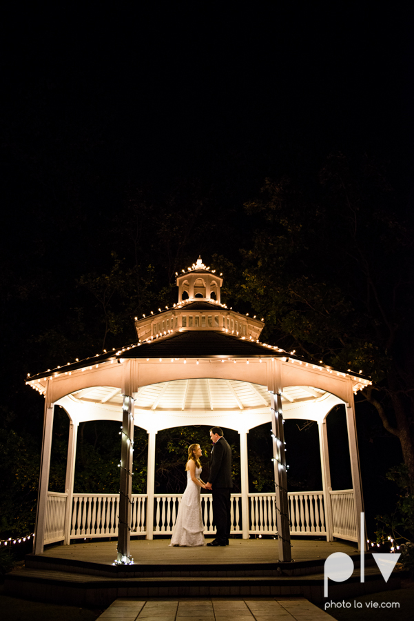 Wedding Chapel DFW photography October bride groom-21.JPG