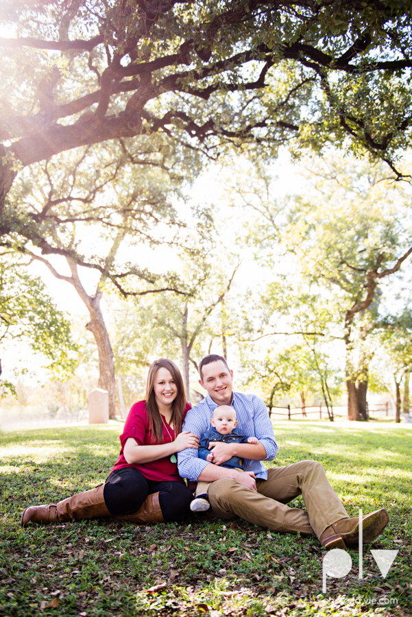 Fall Autumn mini sessions photography portrait family Fort Worth DFW Texas Van Zandt Cottage outdoors trees field fence Sarah Whittaker Photo La Vie-2.JPG