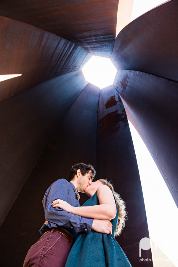 Marie Cord Fort Worth Engagement session Modern Art Museum Kimbell Piano architecture downtown urban wall wedding Sarah Whittaker Photo La Vie-6.JPG