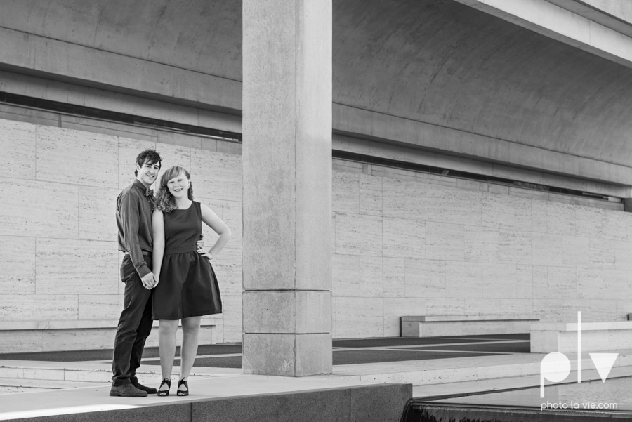 Marie Cord Fort Worth Engagement session Modern Art Museum Kimbell Piano architecture downtown urban wall wedding Sarah Whittaker Photo La Vie-11.JPG