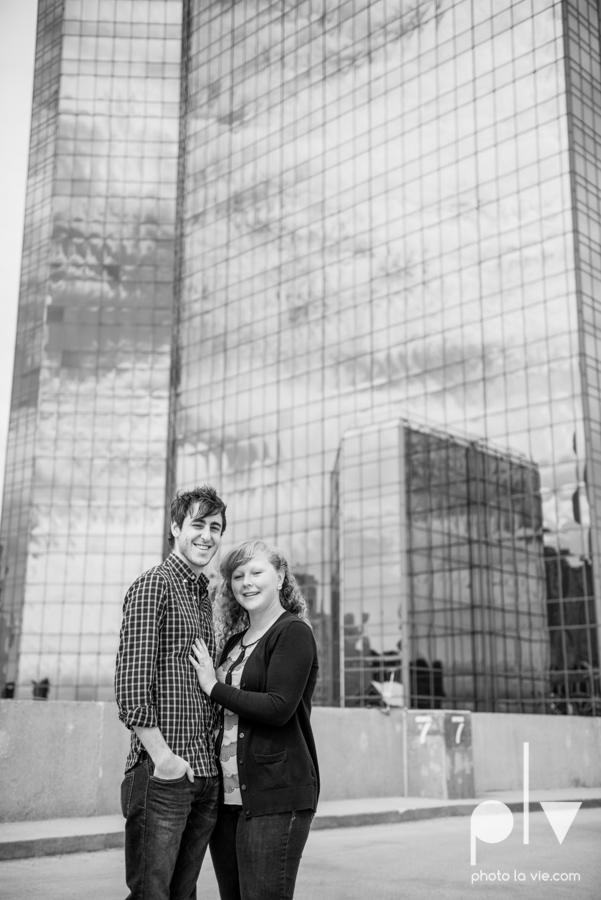 Marie Cord Fort Worth Engagement session Modern Art Museum Kimbell Piano architecture downtown urban wall wedding Sarah Whittaker Photo La Vie-20.JPG