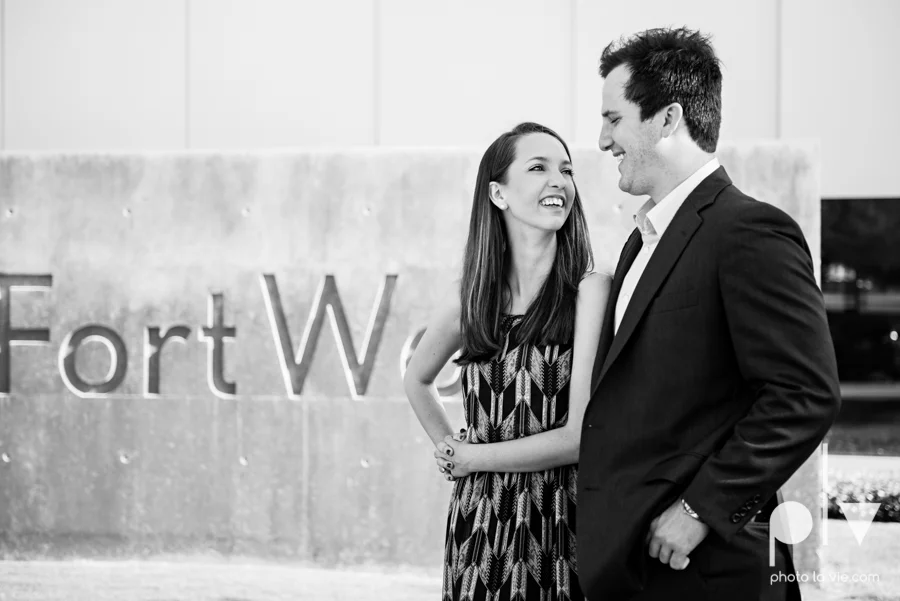 Lena Scott engagement session Modern Art Museum Fort Worth Sundance Square downtown architecture urban city wedding DFW Sarah Whittaker Photo La Vie-6.JPG