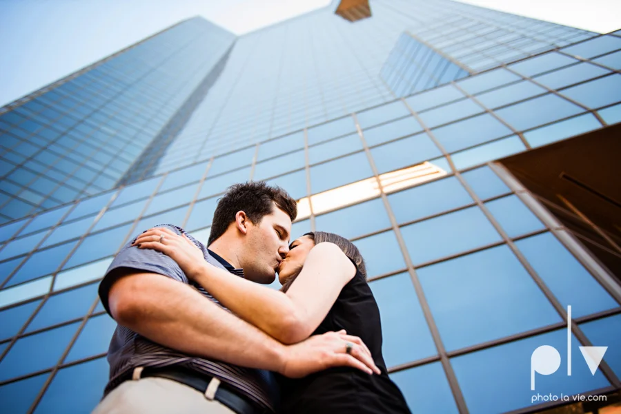 Lena Scott engagement session Modern Art Museum Fort Worth Sundance Square downtown architecture urban city wedding DFW Sarah Whittaker Photo La Vie-9.JPG