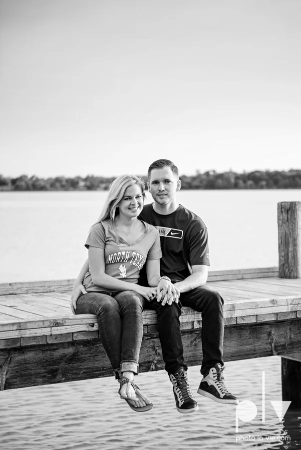 Amanda Danny engagement session photographer DFW Dallas Texas TX Hunt Hill Bridge skyline sunset White Rock Lake pier dock field Sarah Whittaker Photo La Vie-13.JPG