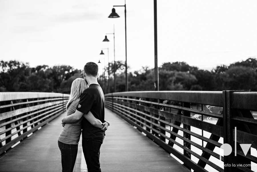 Amanda Danny engagement session photographer DFW Dallas Texas TX Hunt Hill Bridge skyline sunset White Rock Lake pier dock field Sarah Whittaker Photo La Vie-18.JPG