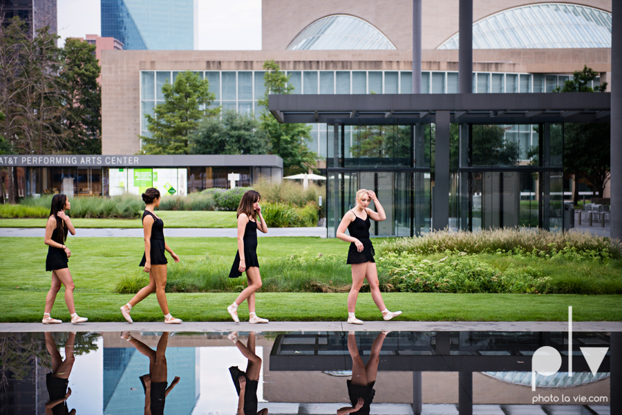 ballet dancers pointe shoes dallas arts district texas dfw tutu modern architecture Sarah Whittaker Photo La Vie-5.JPG