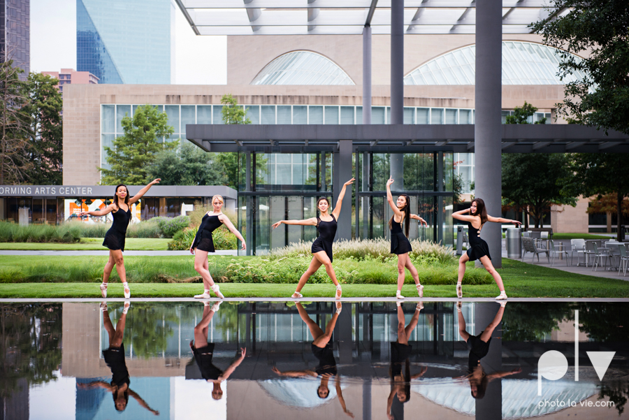 ballet dancers pointe shoes dallas arts district texas dfw tutu modern architecture Sarah Whittaker Photo La Vie-6.JPG